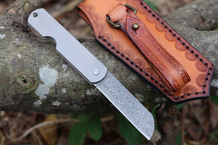 Portable no lock Damascus Small Fruit Knife with leather bag UD407691